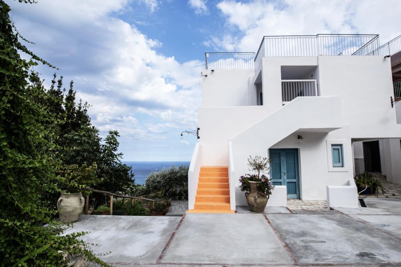 Borgo Rosso Di Sera Resort San Lucido Luaran gambar