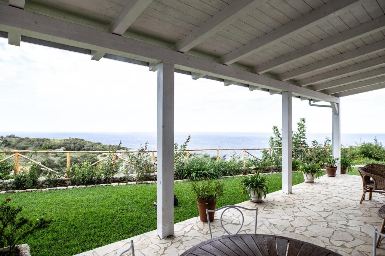 Borgo Rosso Di Sera Resort San Lucido Luaran gambar