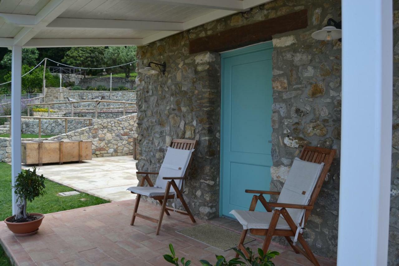 Borgo Rosso Di Sera Resort San Lucido Luaran gambar