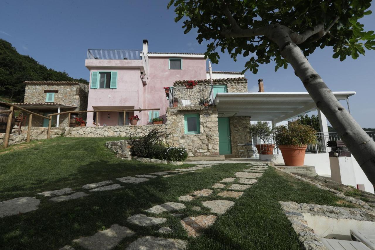 Borgo Rosso Di Sera Resort San Lucido Luaran gambar