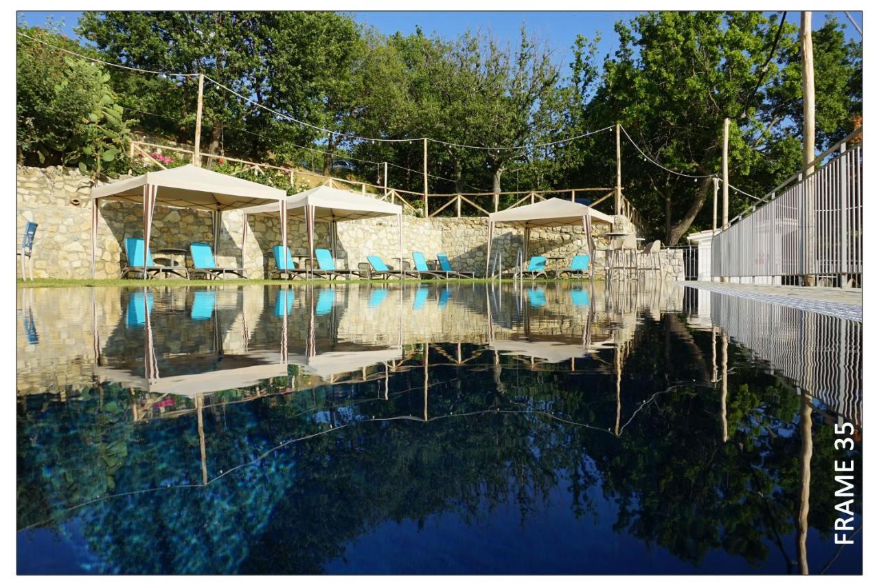 Borgo Rosso Di Sera Resort San Lucido Luaran gambar